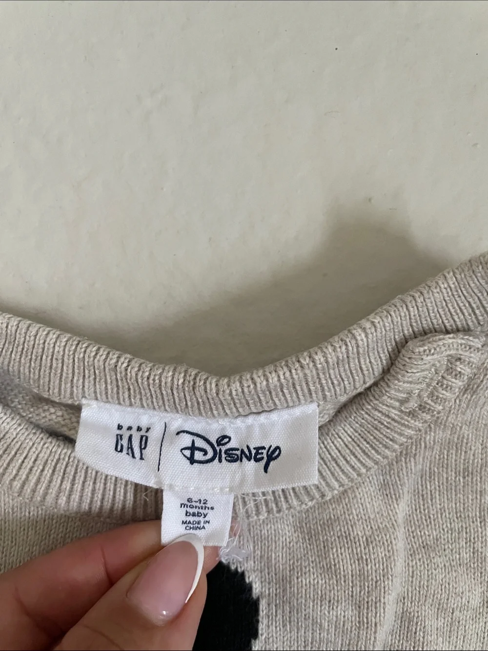 GAP beige knit
